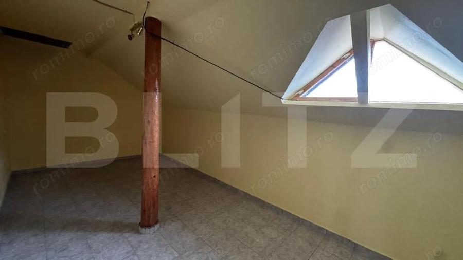 Casă cu 3 camere cu Teren 300 Mp în Cetate