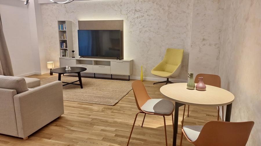 Apartament cu 2 camere decomandat, mobilat în Pipera