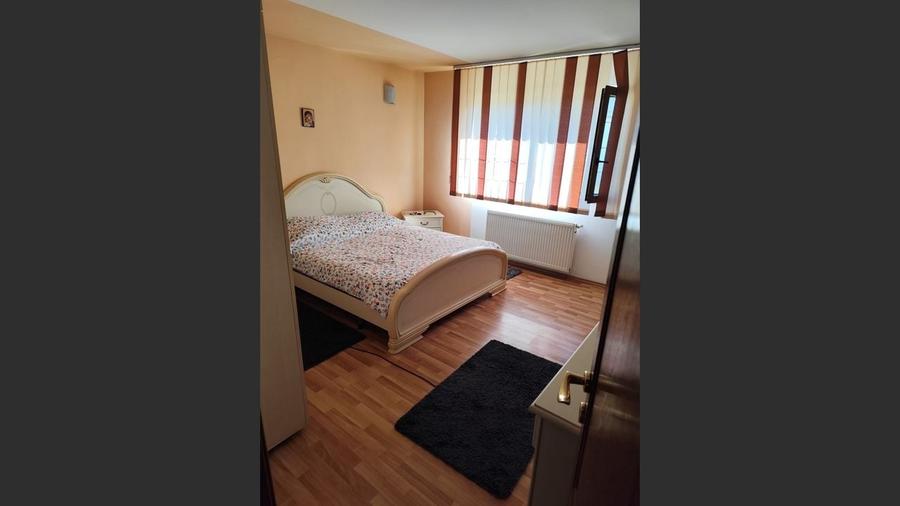 Casă cu 5 camere cu Canalizare în Goruna
