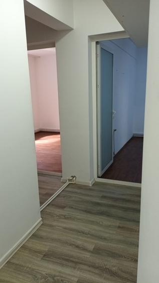 Birou, de 68 mp, în Tomis III