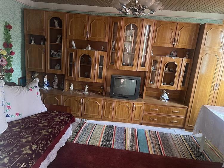 Casă cu Teren 1263 Mp în Valea Mărului