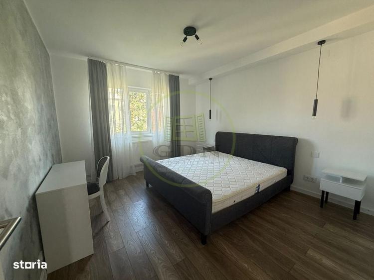 Apartament cu 4 camere decomandat în 1 Mai