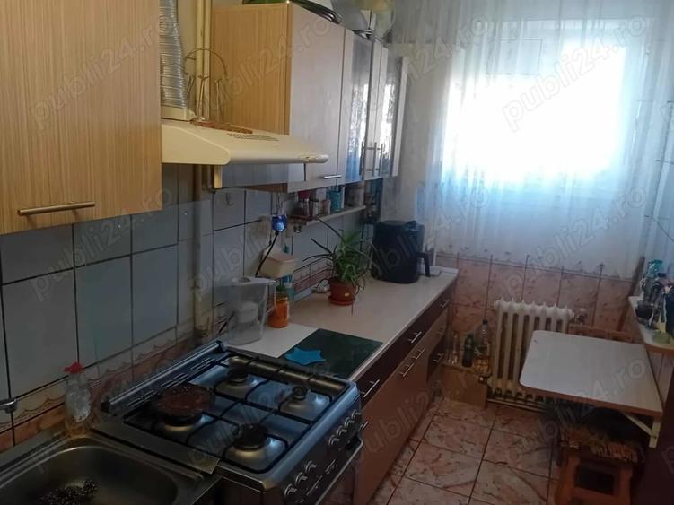 Apartament cu 2 camere semidecomandat în Dărmănești
