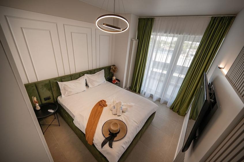 Apartament cu 2 camere decomandat în Mamaia-Sat