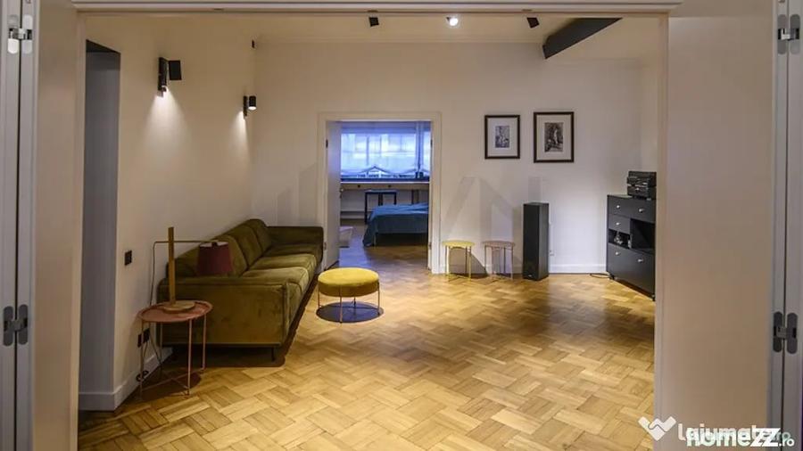 Apartament cu 5 camere semidecomandat în Calea Victoriei
