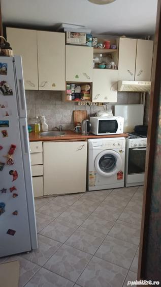 Garsonieră decomandată în Vitan