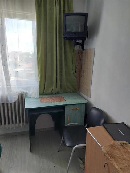 Garsonieră decomandată, mobilată în Complex Studențesc