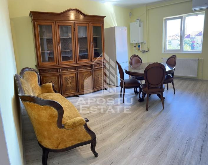 Apartament cu 3 camere semidecomandat în Steaua