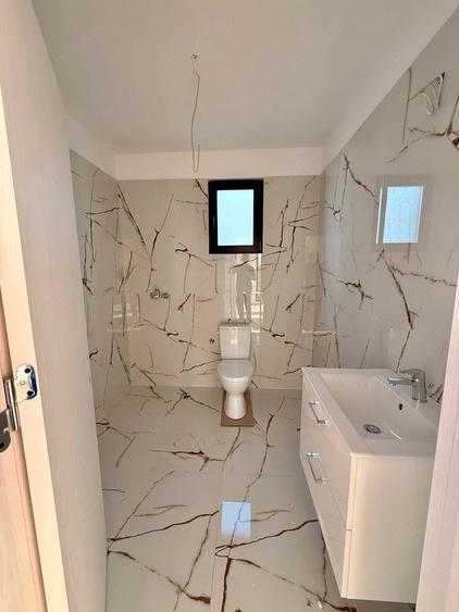 Casă cu 3 camere cu Teren 250 Mp în Clinceni