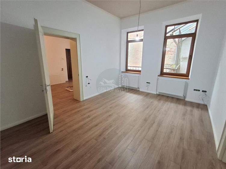 Apartament cu 3 camere semidecomandat în Ultracentral