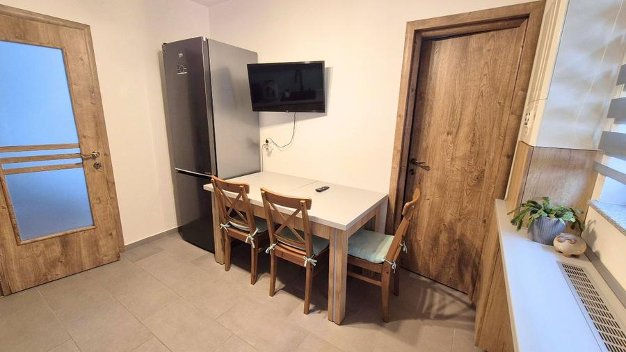 Duplex cu 4 camere cu Canalizare în Bartolomeu