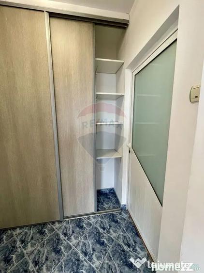Apartament cu 3 camere semidecomandat în Nord
