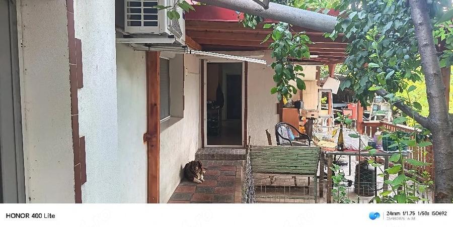 Casă cu 3 camere cu Teren 455 Mp în