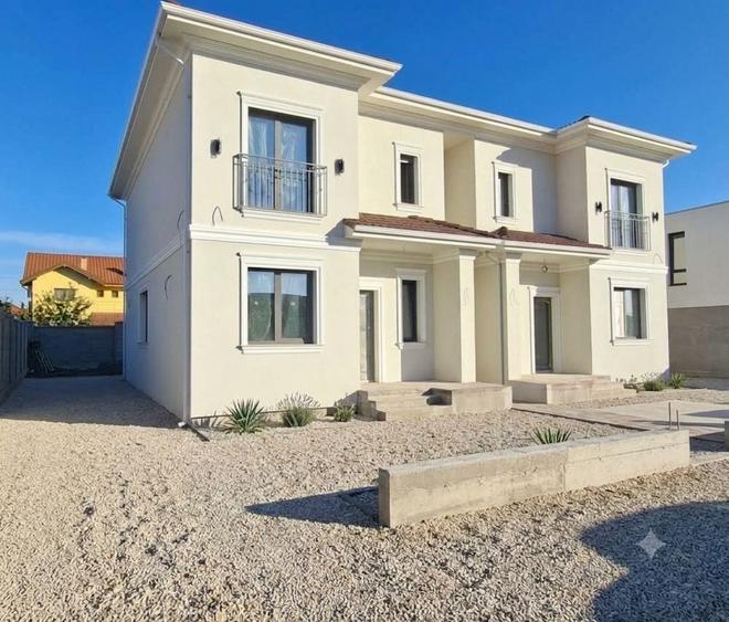 Duplex cu 4 camere cu Canalizare în Dumbrăvița
