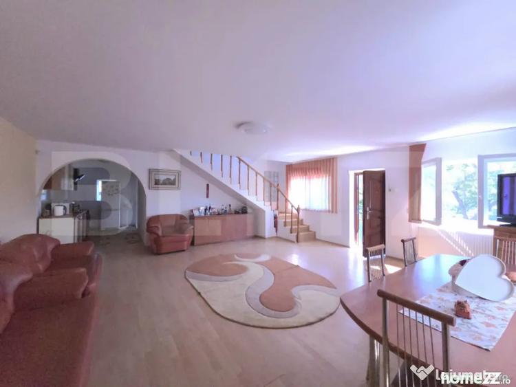 Casă cu 4 camere cu Teren 866 Mp în Măgura (Hulubești)