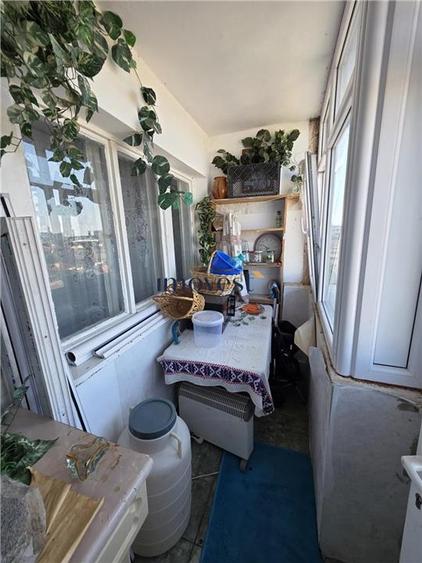Apartament cu 2 camere semidecomandat în Micro 14