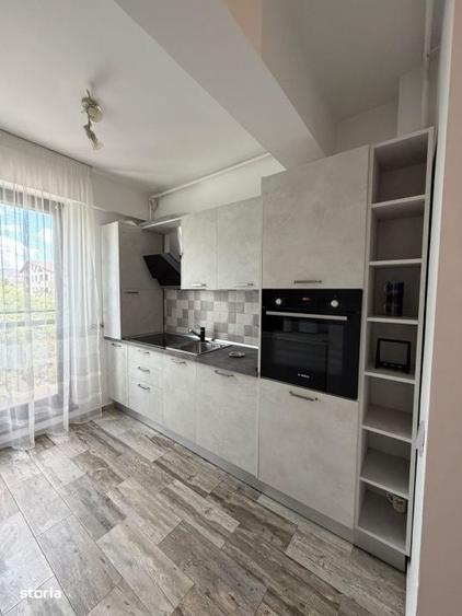 Apartament cu 2 camere semidecomandat în 1 Mai