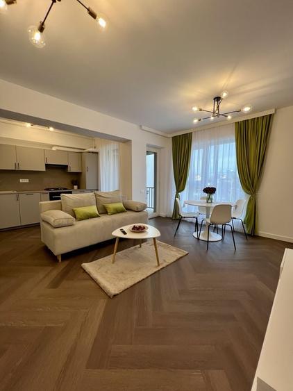Apartament cu 2 camere semidecomandat în Odăile