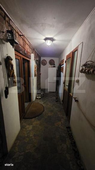 Casă cu 4 camere cu Teren 300 Mp în Central