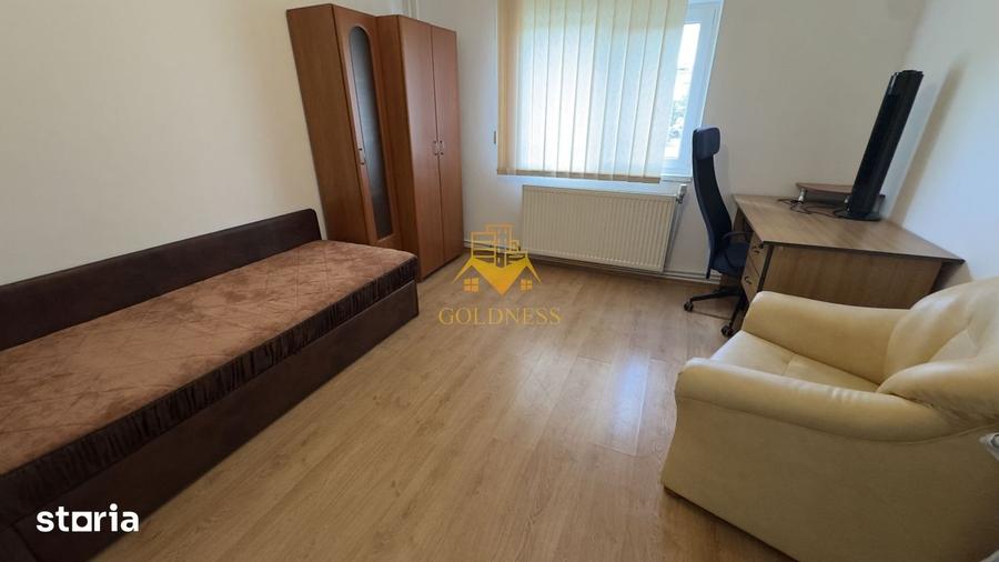 Apartament cu 3 camere, mobilat în Central