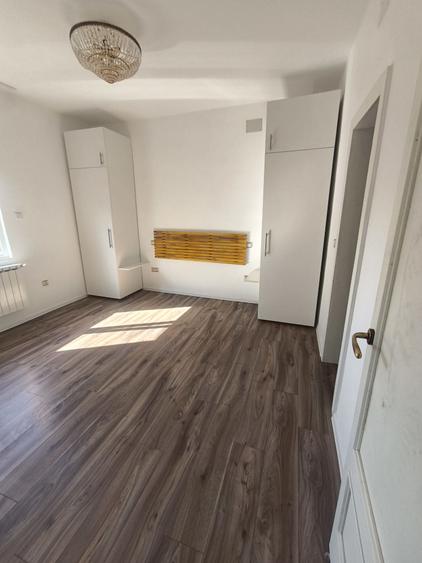 Casă cu 3 camere în Criva