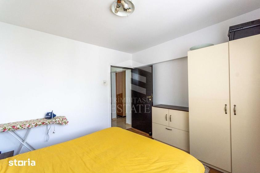 Apartament cu 4 camere decomandat în Pantelimon