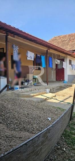 Casă individuală cu 4 camere cu Canalizare în Coșdeni