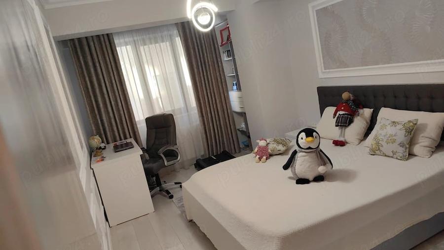 Apartament cu 3 camere decomandat în Central