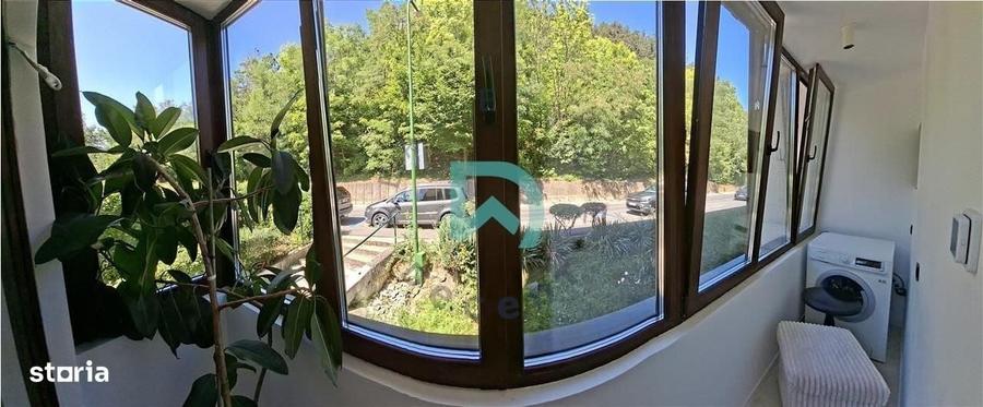 Apartament cu 3 camere decomandat în Răcădău