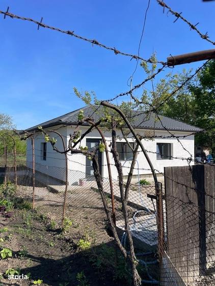Casă cu 2 camere în Mărgineni