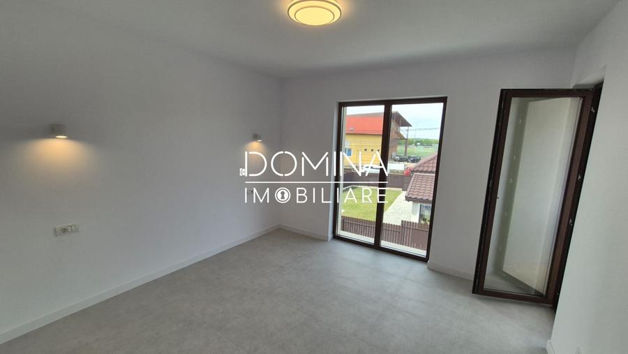 Casă individuală cu 5 camere cu Canalizare în Central