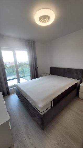 Apartament cu 2 camere semidecomandat în Berceni