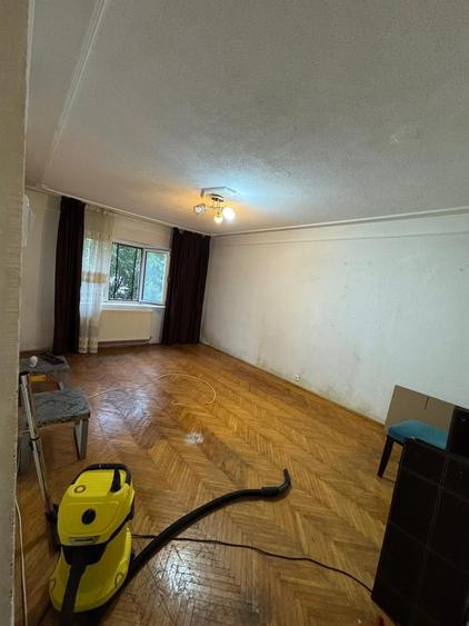 Apartament cu 2 camere decomandat în Cug