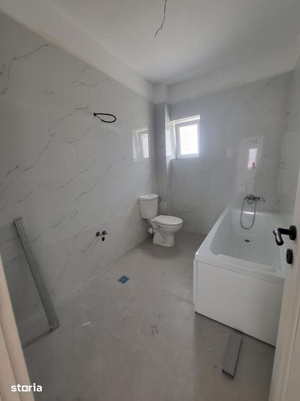 Casă cu 3 camere cu Teren 250 Mp în Central