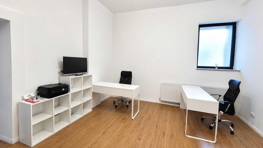 Spațiu comercial, de 63 mp, în Central