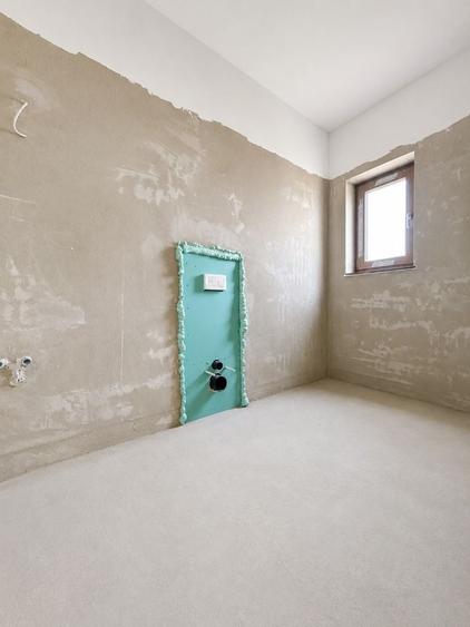Duplex cu 4 camere cu Canalizare în Moșnița Nouă
