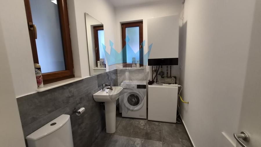 Casă individuală cu 5 camere cu Canalizare în Voluntari