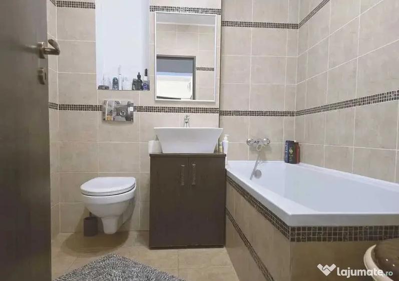 Apartament cu 2 camere decomandat în Centrul Civic