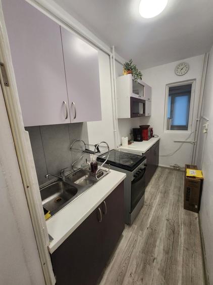 Garsonieră decomandată în Bartolomeu