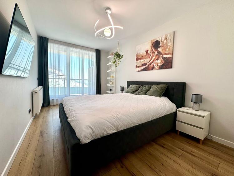 Apartament cu 3 camere semidecomandat, mobilat în Grigorescu