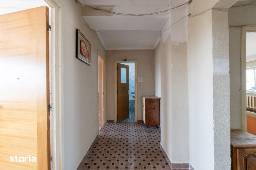 Apartament cu 3 camere în Negru Vodă