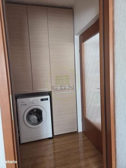 Apartament cu 2 camere semidecomandat în Craiovița Nouă