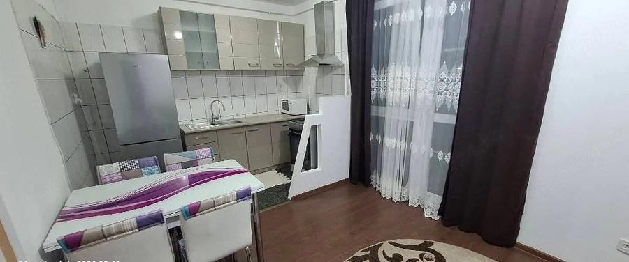Apartament cu 2 camere decomandat în Sud