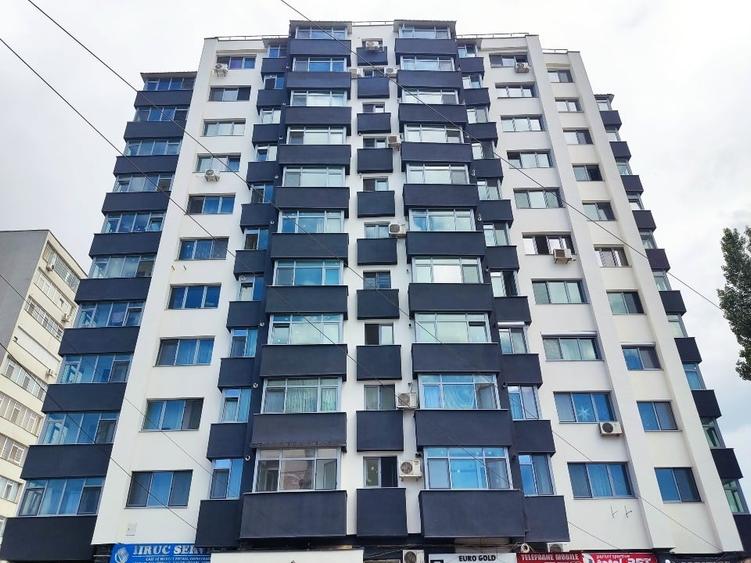 Apartament cu 2 camere decomandat, mobilat în Podu Roș