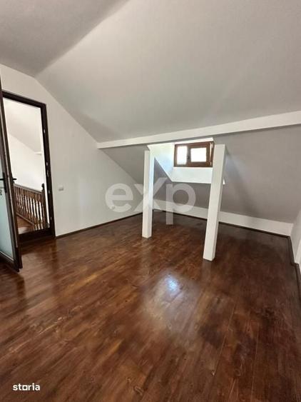 Casă cu 4 camere în Valea