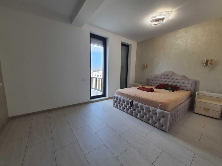 Casă cu 4 camere în Agigea