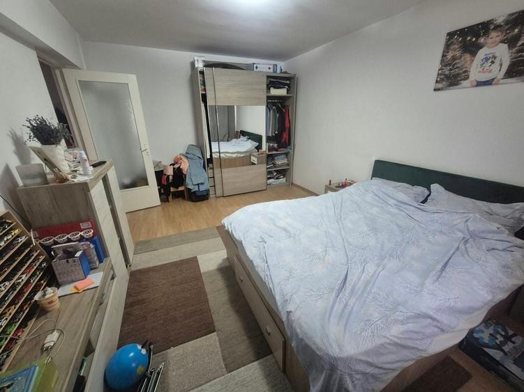 Apartament cu 2 camere decomandat în Cetate