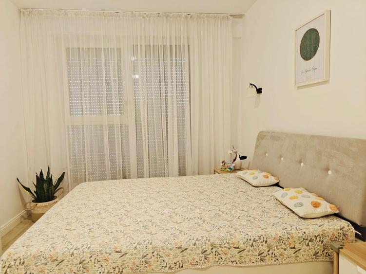 Apartament cu 2 camere semidecomandat, mobilat în Sisești