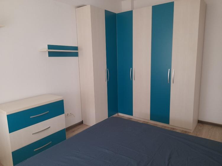 Apartament cu 2 camere semidecomandat în Berceni