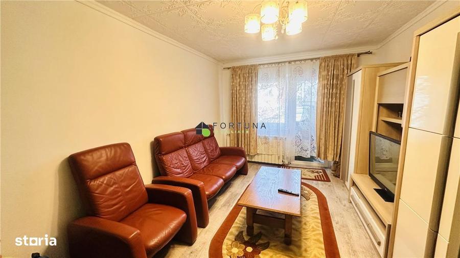Apartament cu 3 camere decomandat în Central